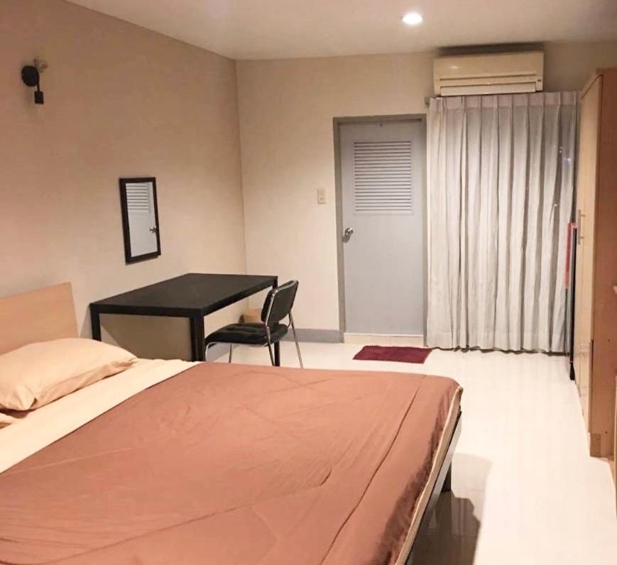 Grand Khách sạn *
